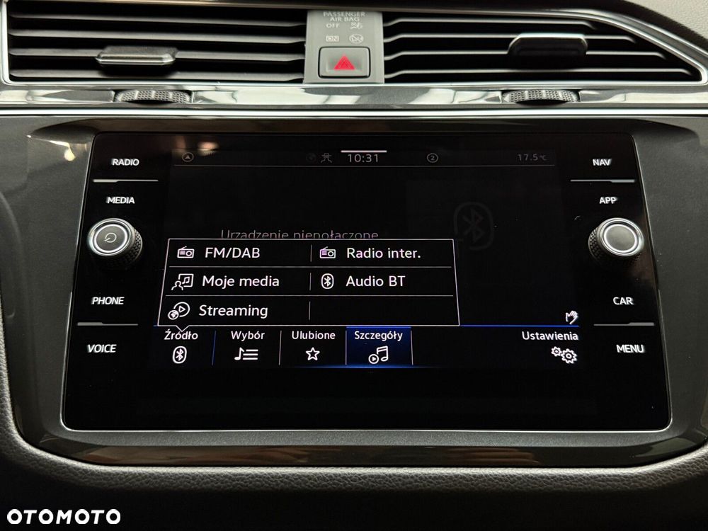 Volkswagen Tiguan - 32