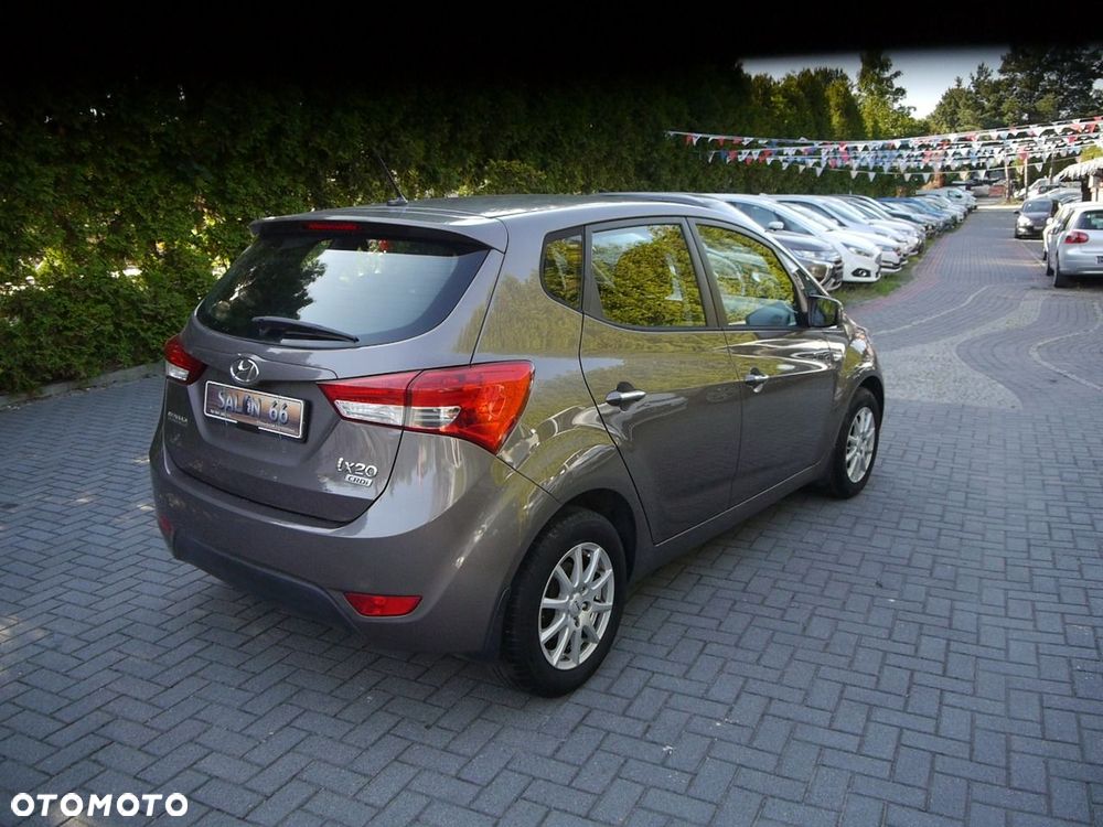 Hyundai ix20 - 5