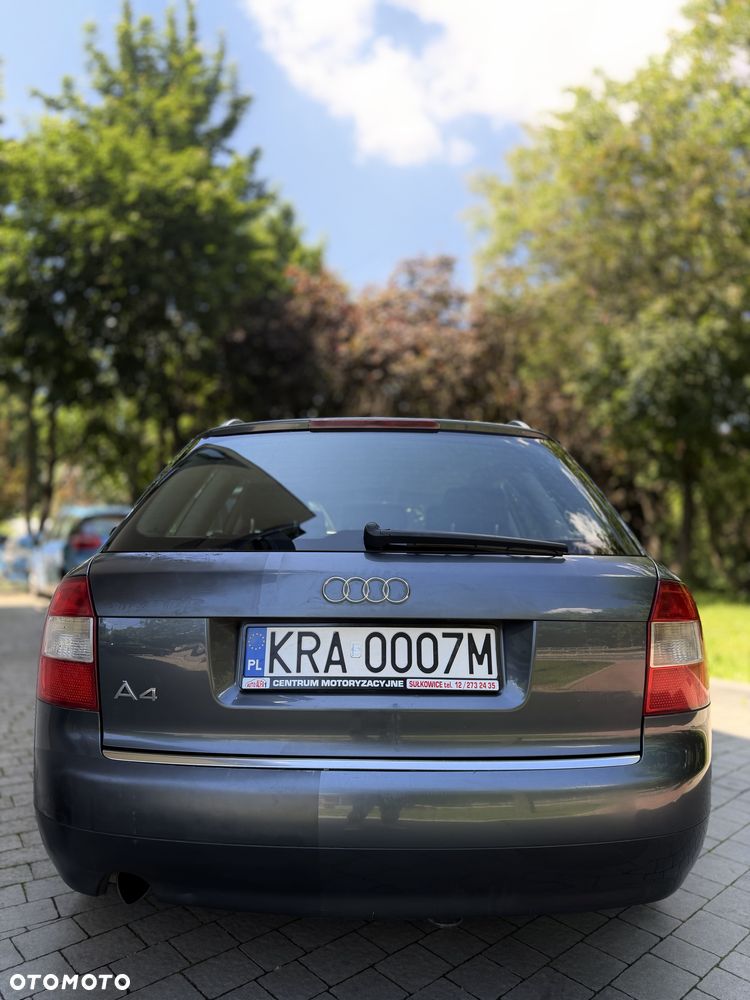 Audi A4 Avant - 5