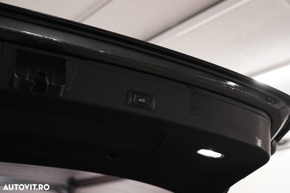 Audi A4 Avant 2.0 TDI quattro S tronic Sport - 39