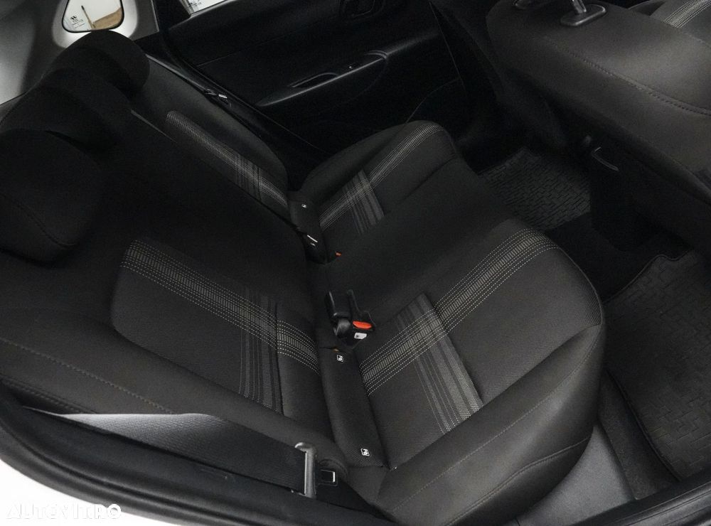 Hyundai i20 1.2 L 84CP 5DR Comfort - 17