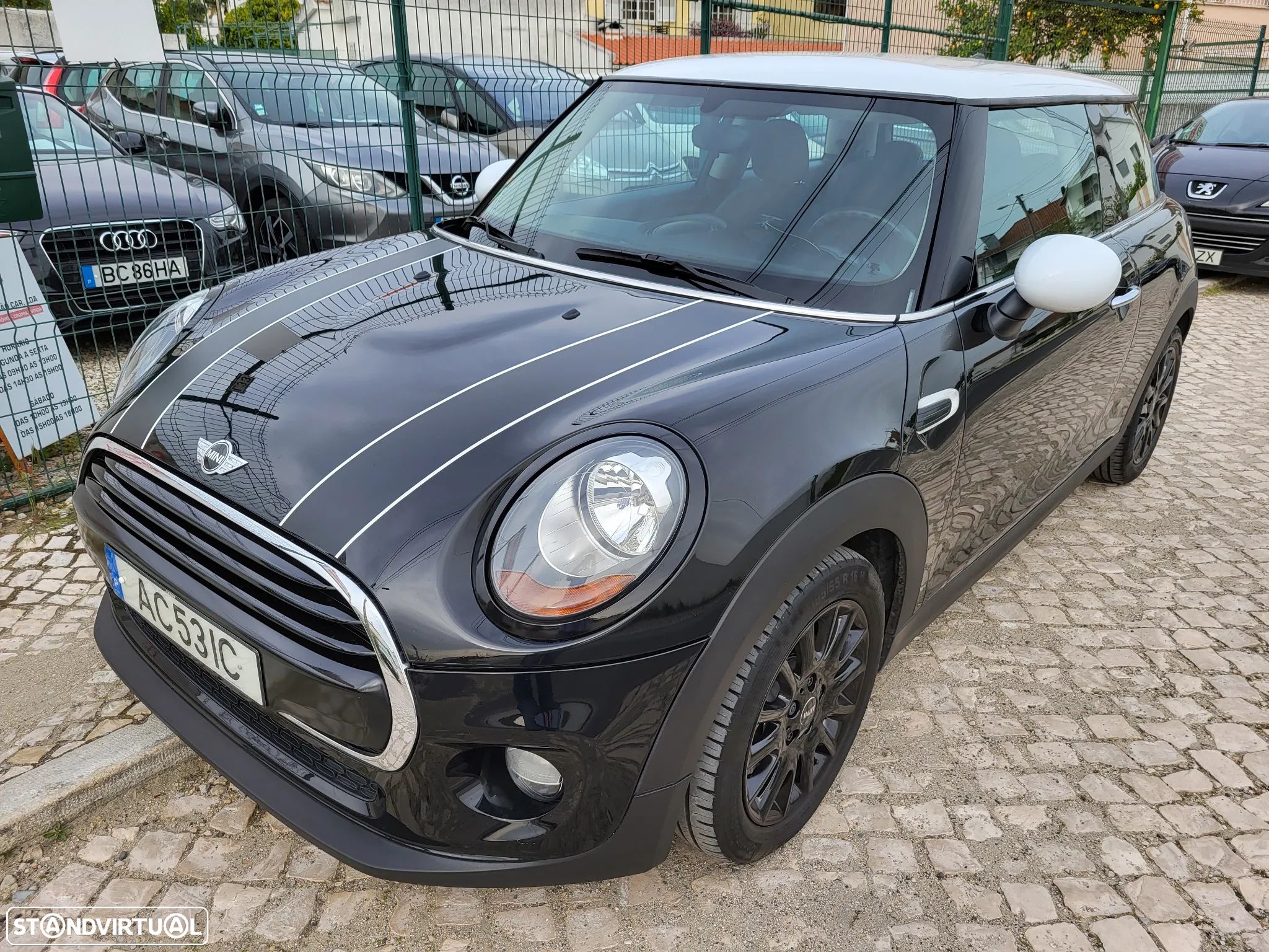 MINI 3 Portas One D - 1