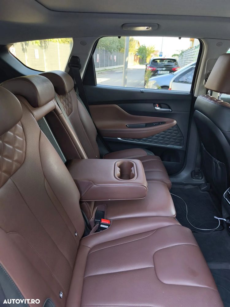 Hyundai Santa Fe 1.6 l 230 CP 4WD 6AT Luxury - 17