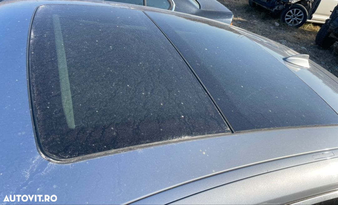 Dezmembrez dezmembrări piese bmw F07 GT seria 5 GT 530D 245 Hp 2011 trapa panoramica volan pe stanga planșa flansa bord etc perne grup cutie automată 8 HP 70 - 6