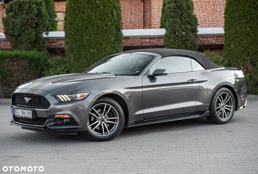 Ford Mustang Cabrio 2.3 Eco Boost - 9