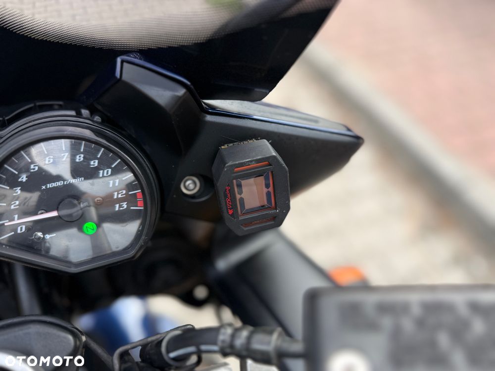 Yamaha FZ - 26