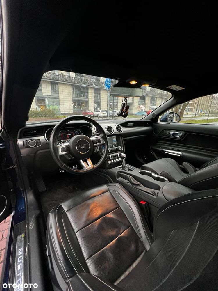 Ford Mustang 5.0 V8 GT - 5