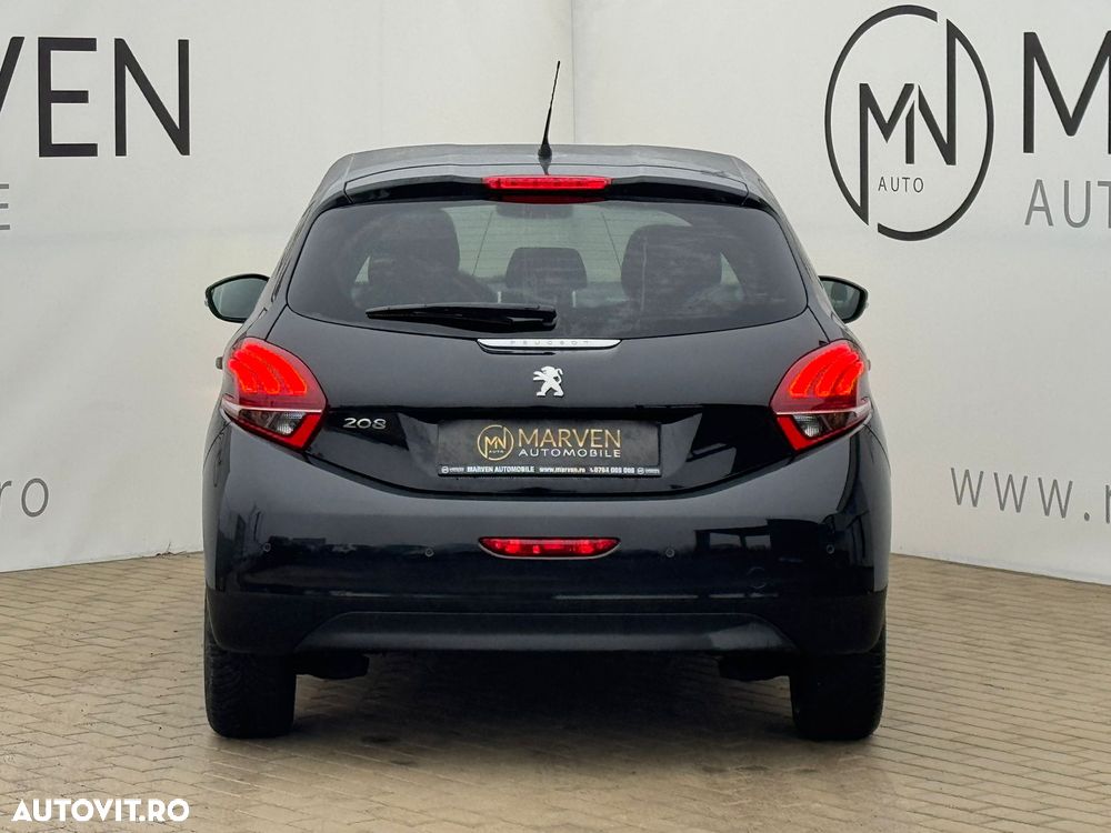 Peugeot 208 1.2 L PureTech Turbo S&S EAT6 Allure - 6