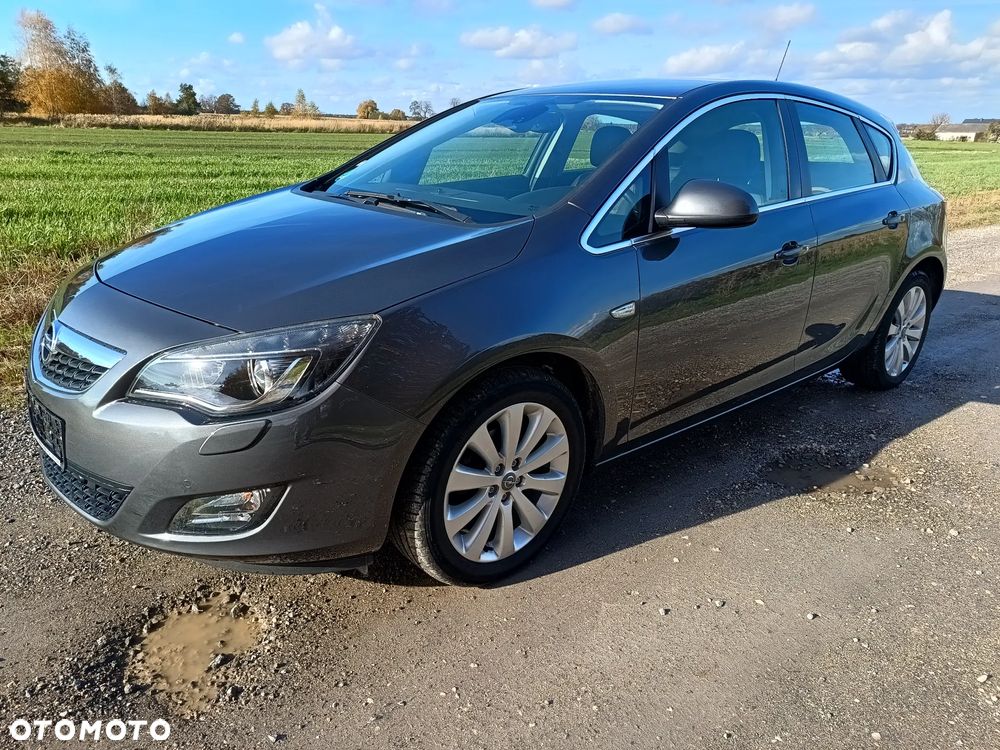 Opel Astra IV 1.4 T Cosmo S&S - 1