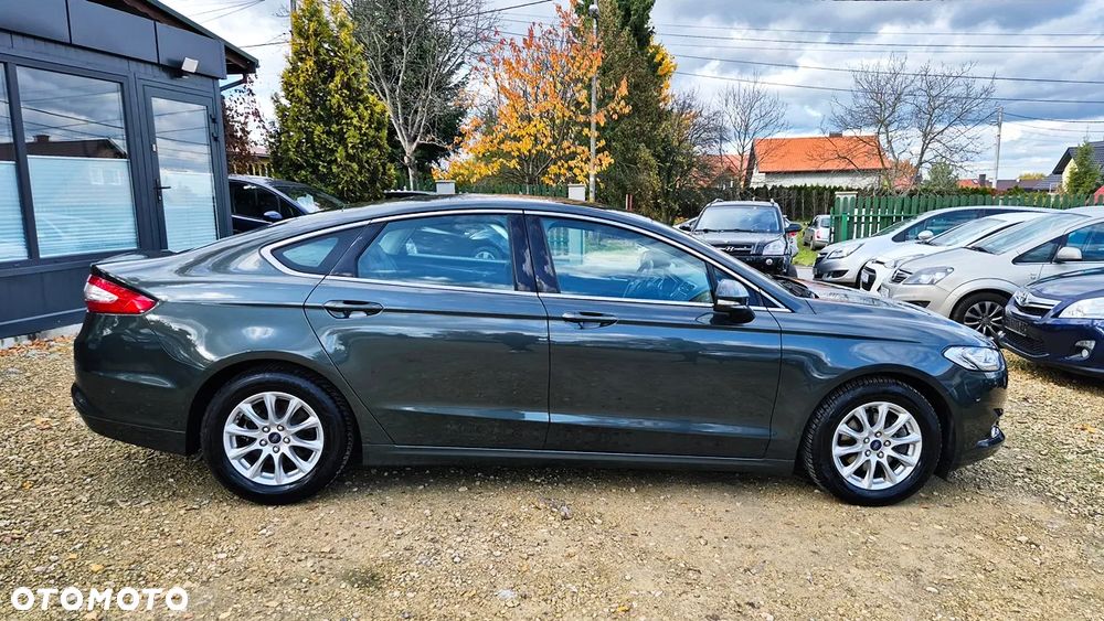 Ford Mondeo 2.0 Hybrid Titanium - 12