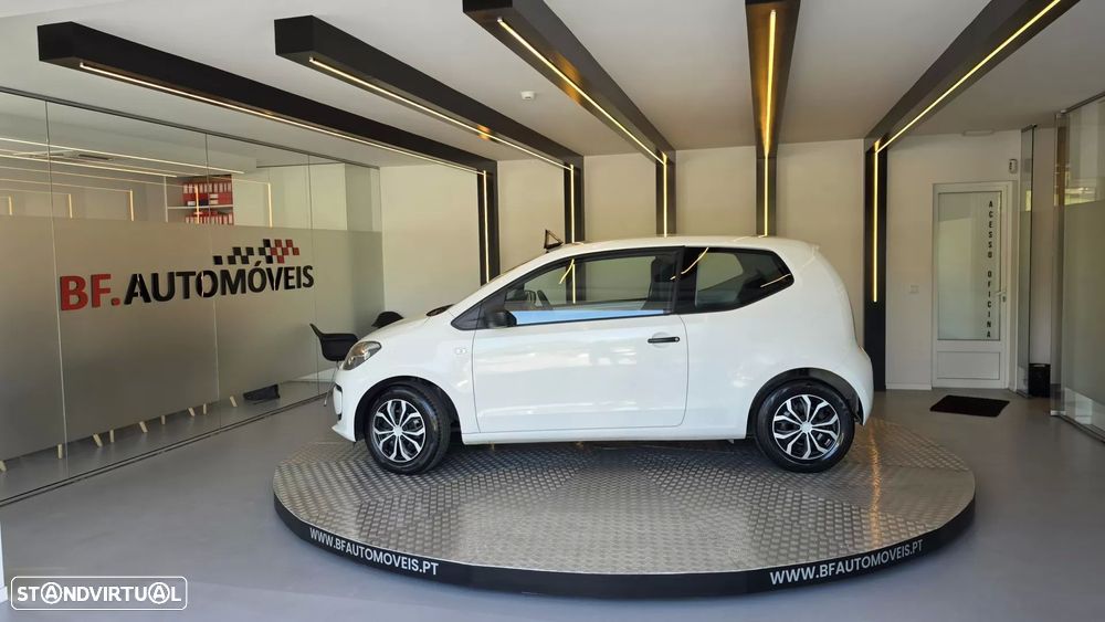 VW Up! white - 16