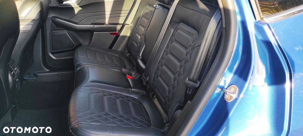 Ford Kuga - 15