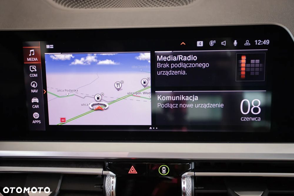 BMW Seria 3 330i xDrive - 29