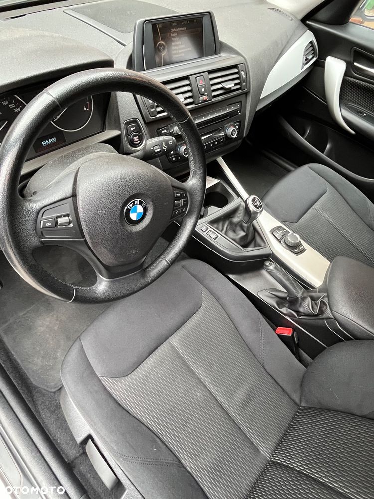 BMW Seria 1 116d EfficientDynamics Edition Sport Line - 12