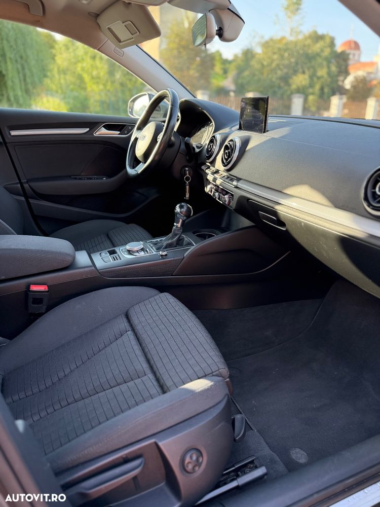 Audi A3 2.0 TDI Sportback (clean diesel) S tronic Ambition - 21