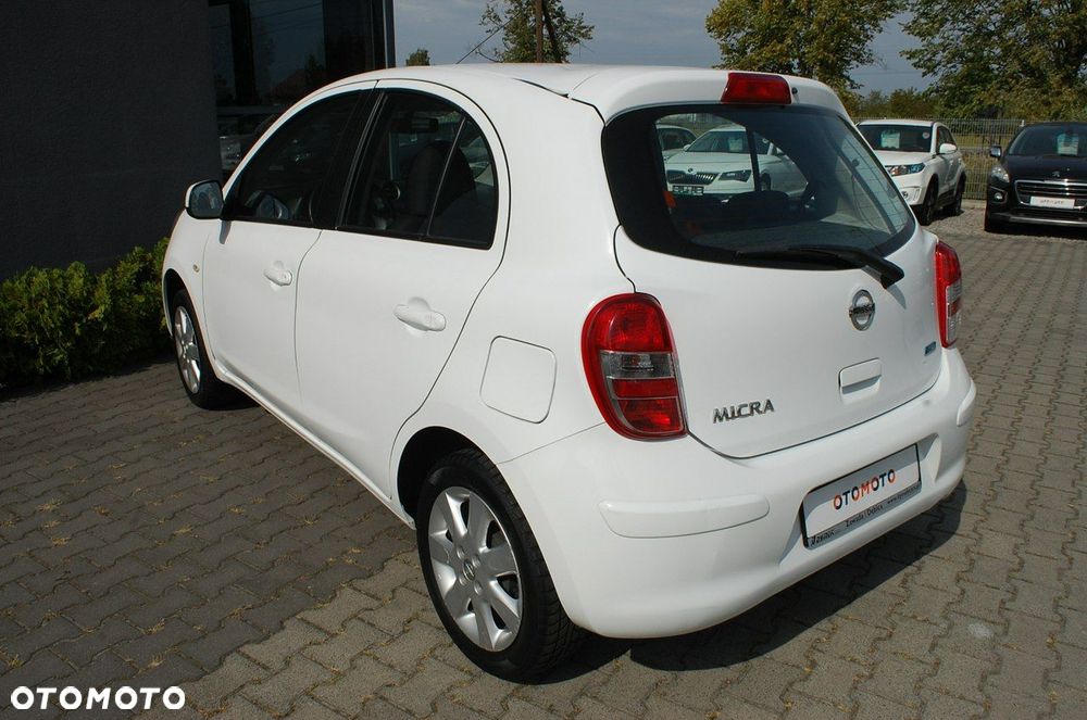 Nissan Micra - 12