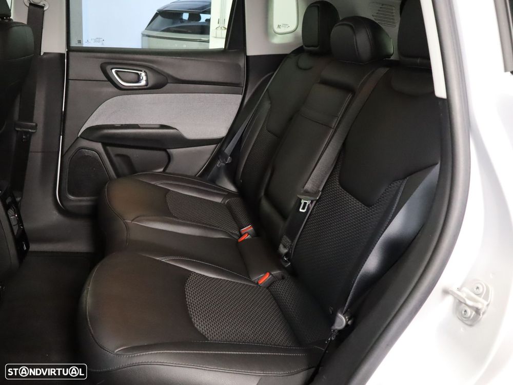 Jeep Compass 1.3 TG Atitude - 9