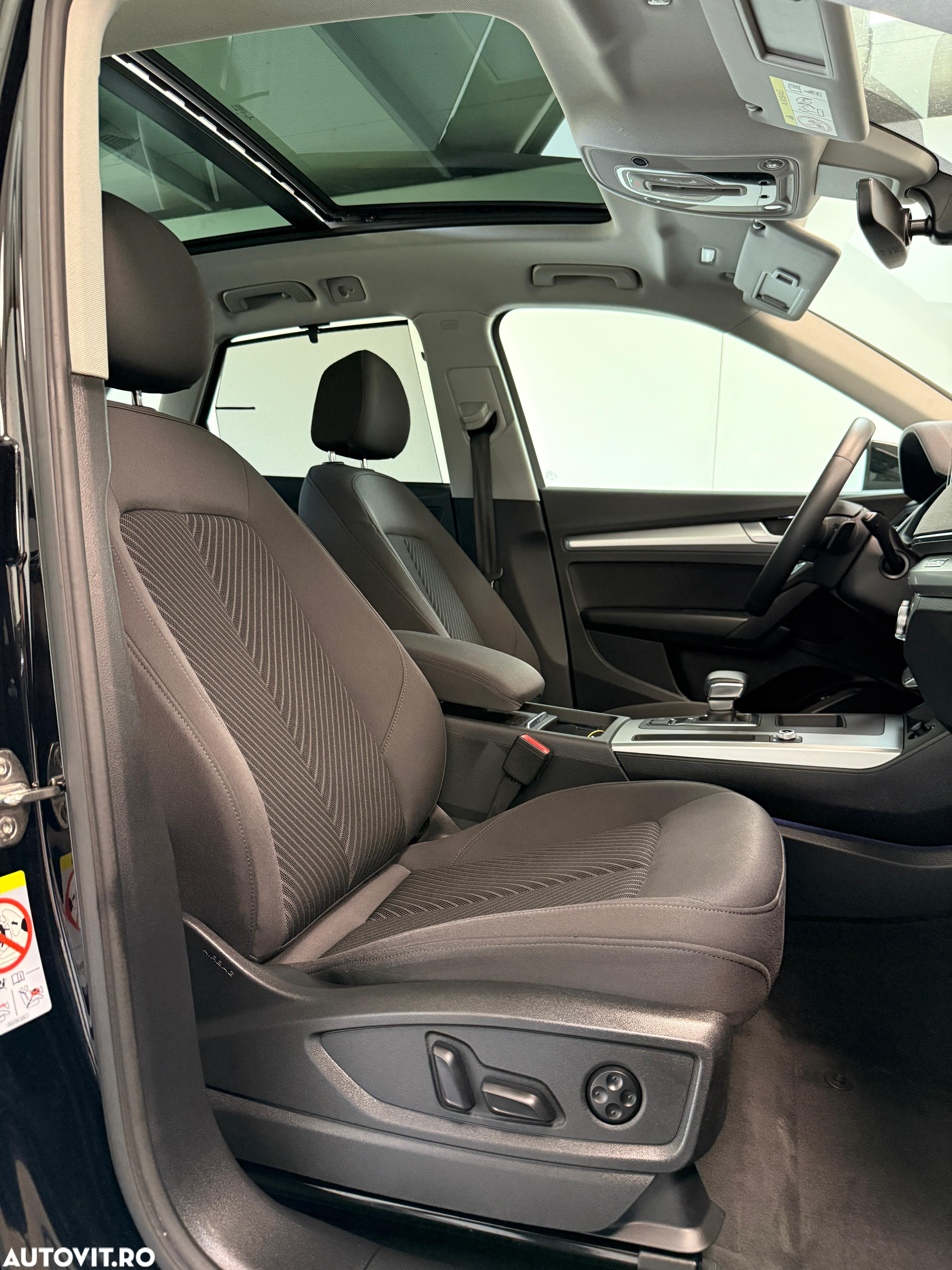 Audi Q5 50 TFSI e quattro S tronic design - 27