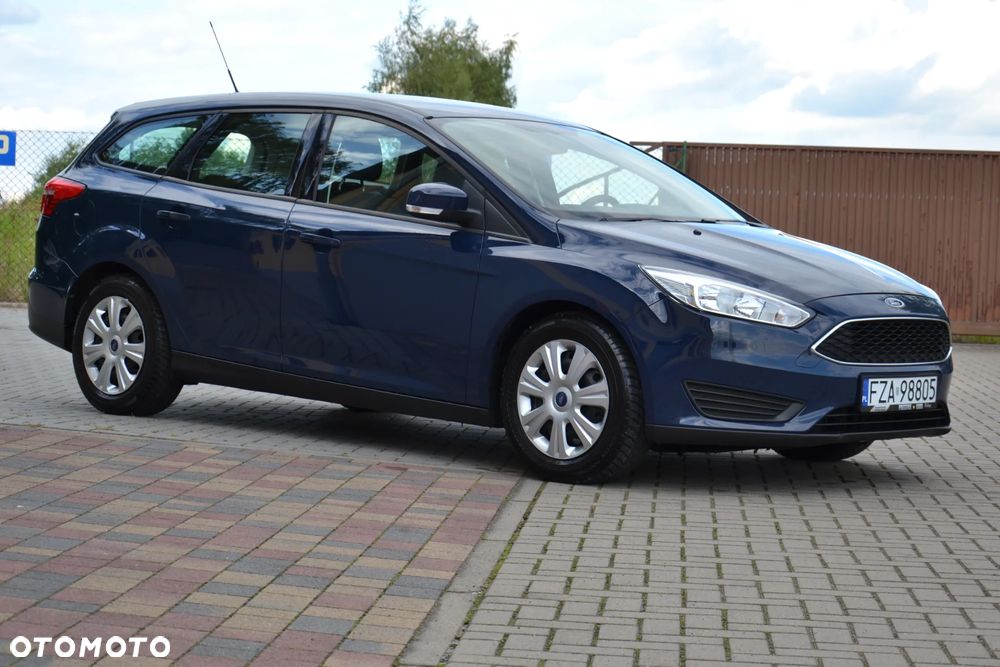 Ford Focus 1.5 TDCi DPF Start-Stopp-System Ambiente - 7