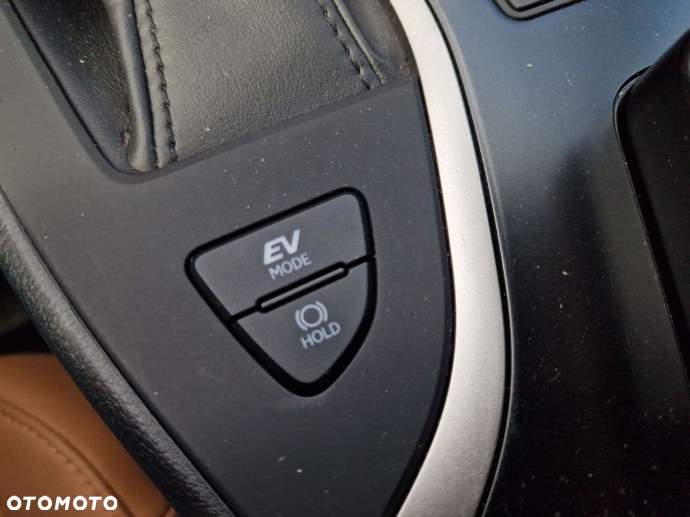 Lexus UX 250h GPF F Sport 2WD - 34
