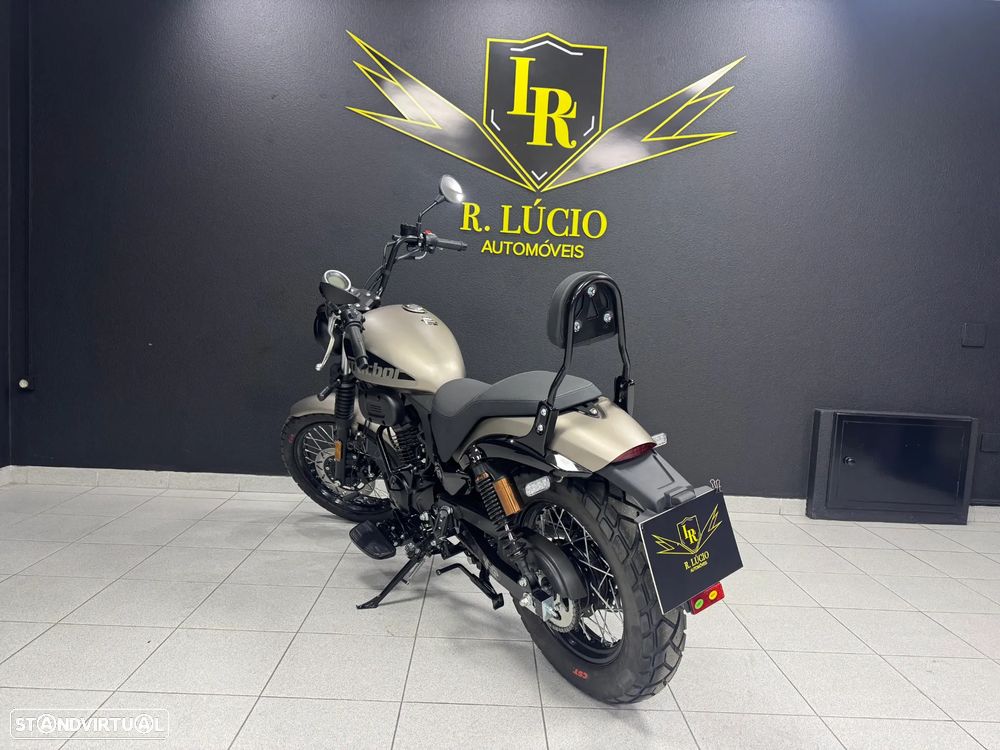 Macbor Rockster 125 EVO - 13