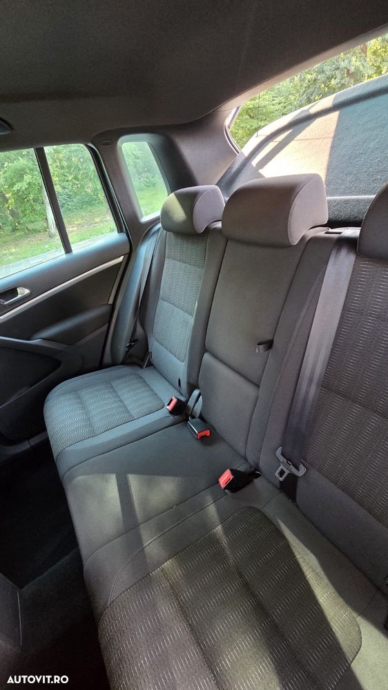 Volkswagen Tiguan 2.0 TDI 4Motion DSG Sport & Style - 10
