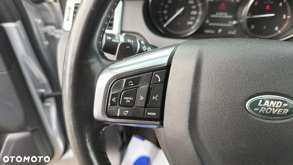 Land Rover Discovery Sport 2.0 TD4 HSE - 24