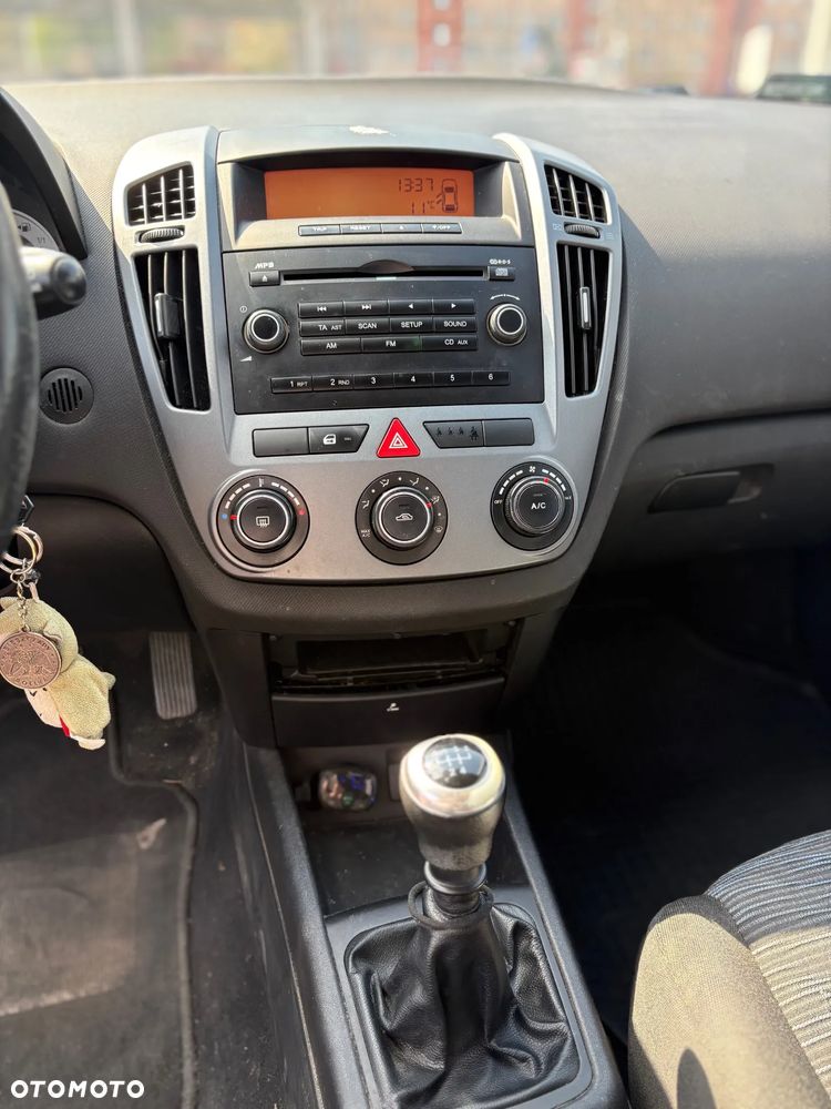 Kia Ceed 1.6 Comfort - 17