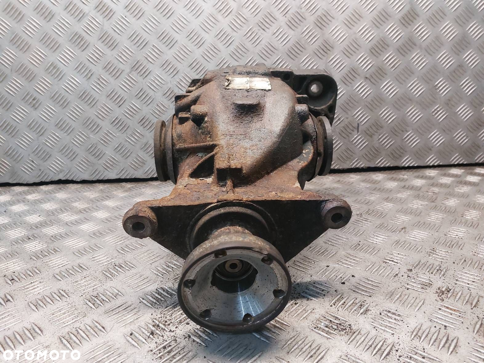 DYFERENCJAŁ DYFER BMW E60 520i 2.2 24V MANUAL 3.38 - 8