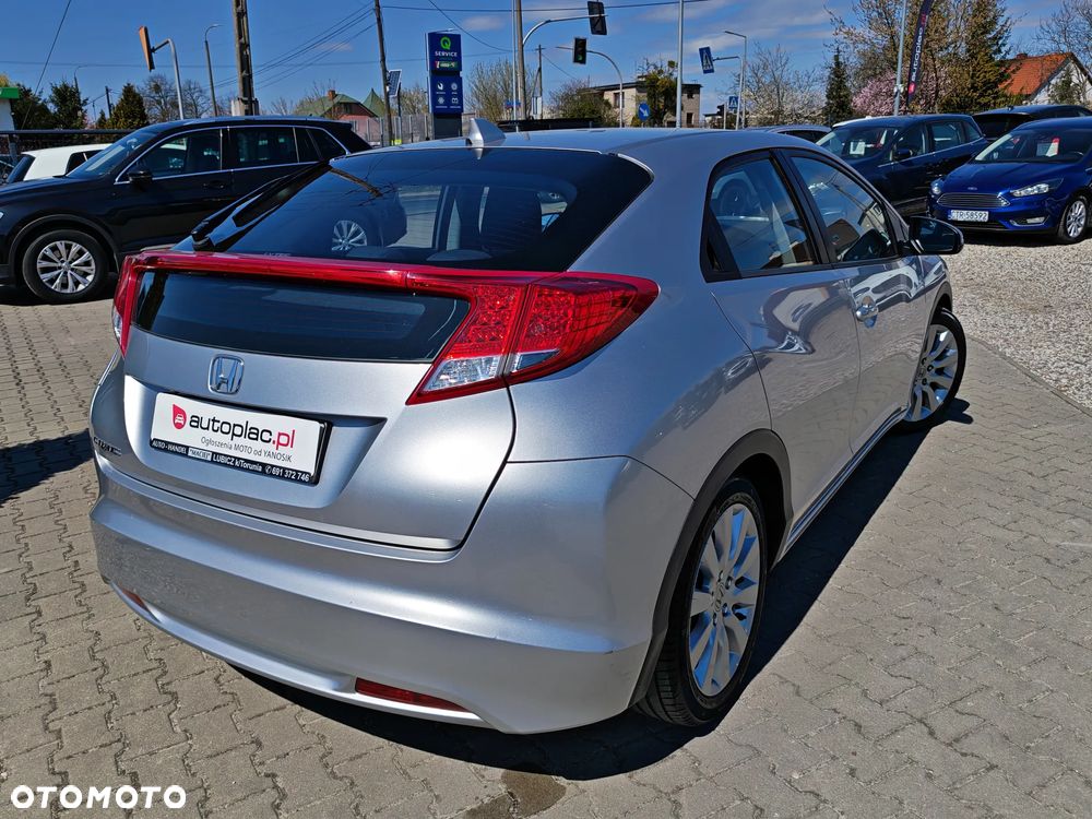 Honda Civic 1.4 i-VTEC - 8