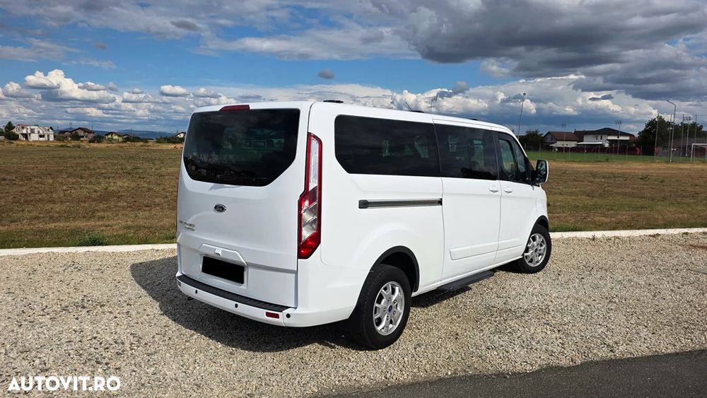 Ford Tourneo Custom - 4