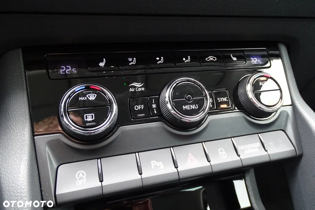 Skoda Karoq 1.5 TSI ACT DSG Style - 41