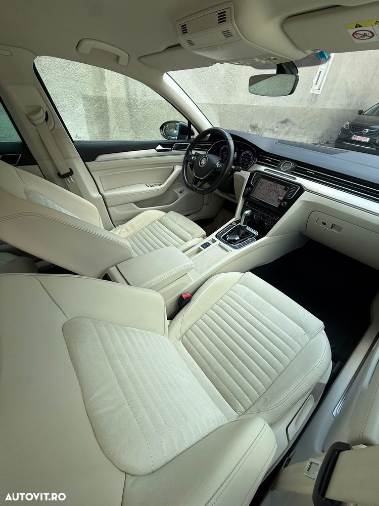 Volkswagen Passat - 13