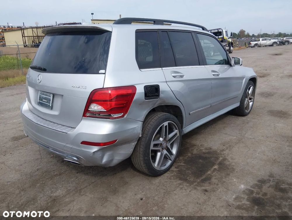 Mercedes-Benz GLK 350 4-Matic - 5