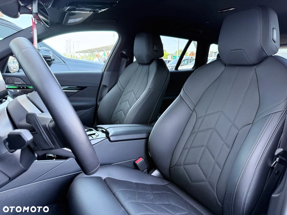 BMW Seria 5 520d xDrive - 29