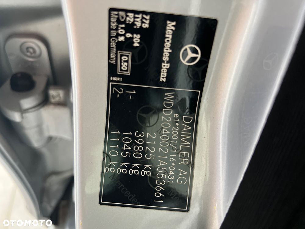Mercedes-Benz Klasa C 220 CDI BlueEff 4-Matic Avantgarde - 37