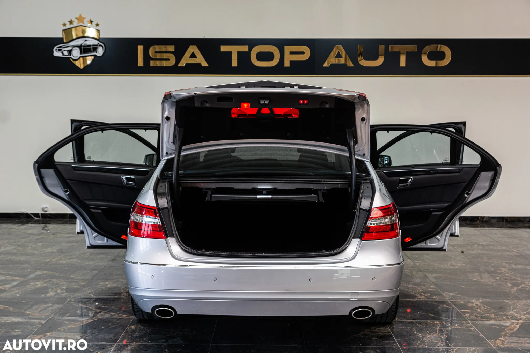 Mercedes-Benz E 300 CDI BlueEfficiency Aut. - 3