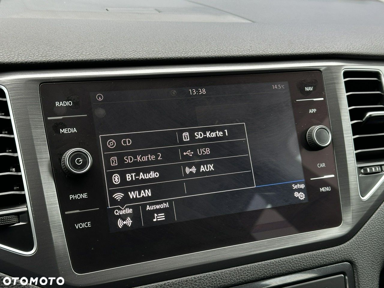 Volkswagen Golf Sportsvan - 21
