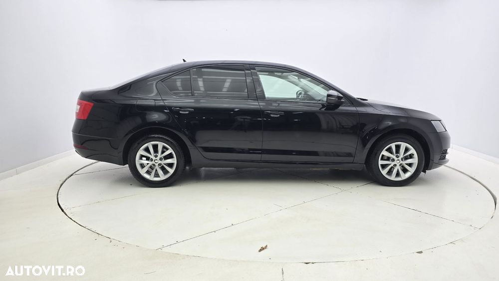 Skoda Octavia - 5