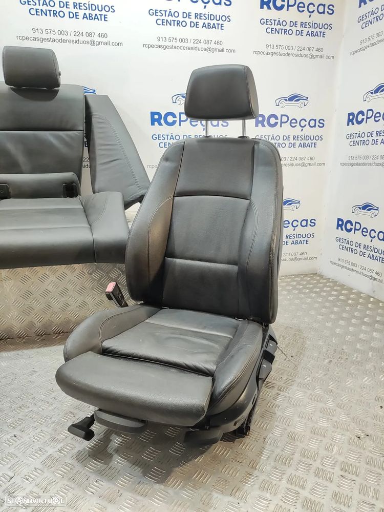 Conjunto de Bancos BMW Serie 1 E82 Coupe Pack M Pele - 10