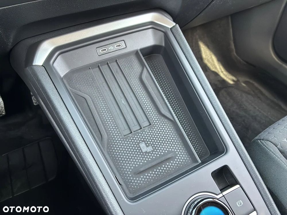 Volkswagen T-Roc - 27