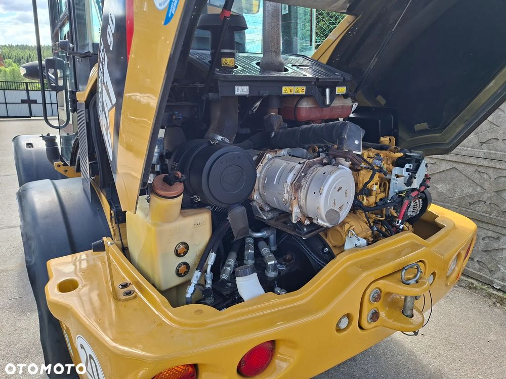 Caterpillar CAT 908 M - 19