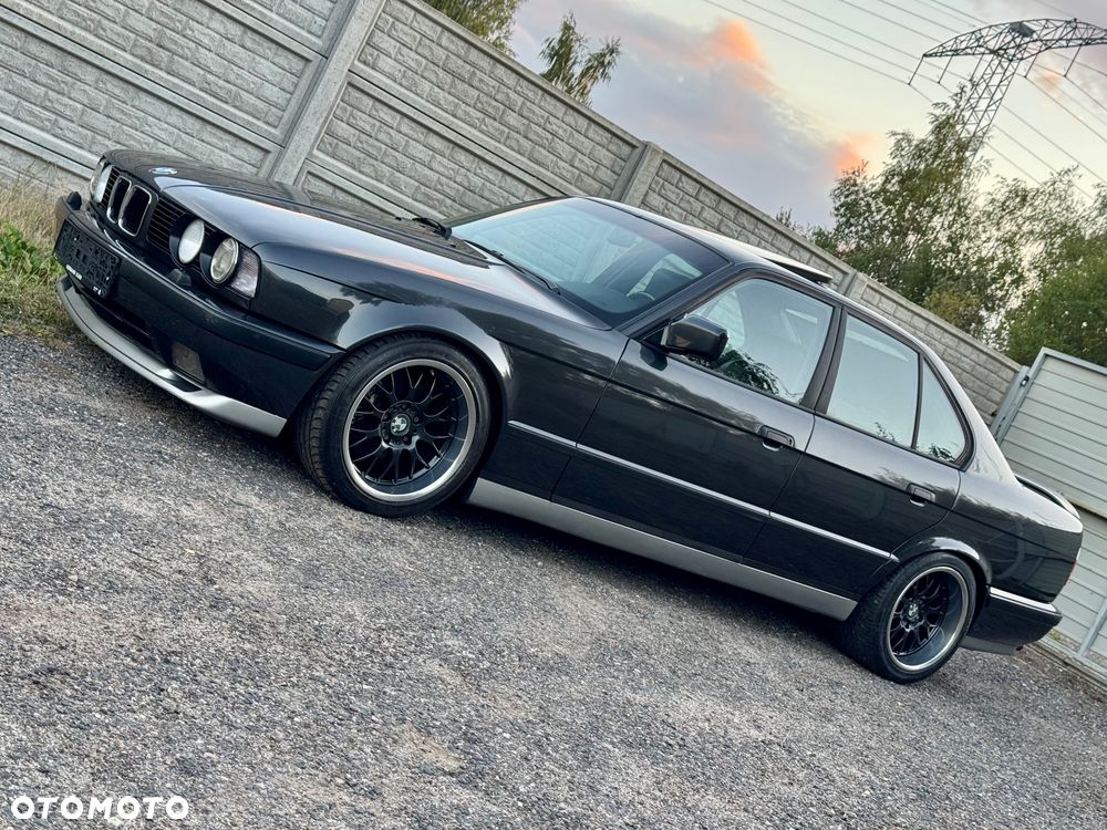 BMW Seria 5 525i - 12