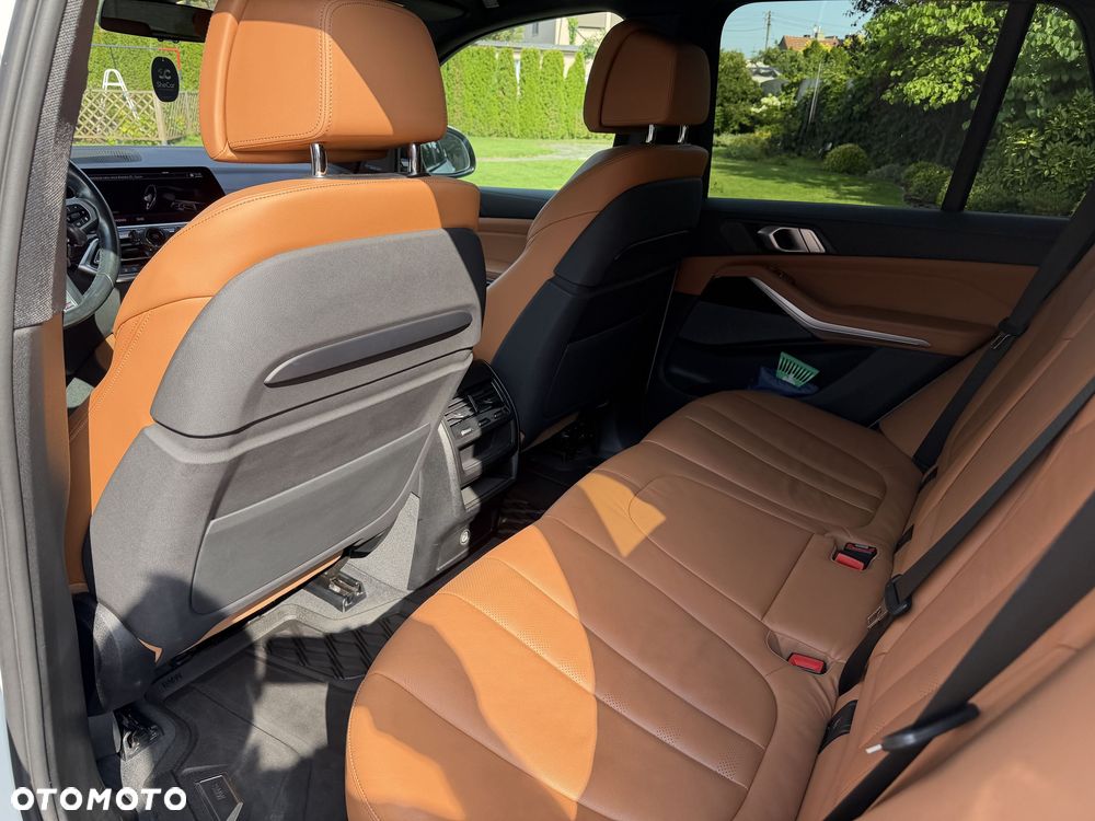 BMW X5 xDrive40i - 9