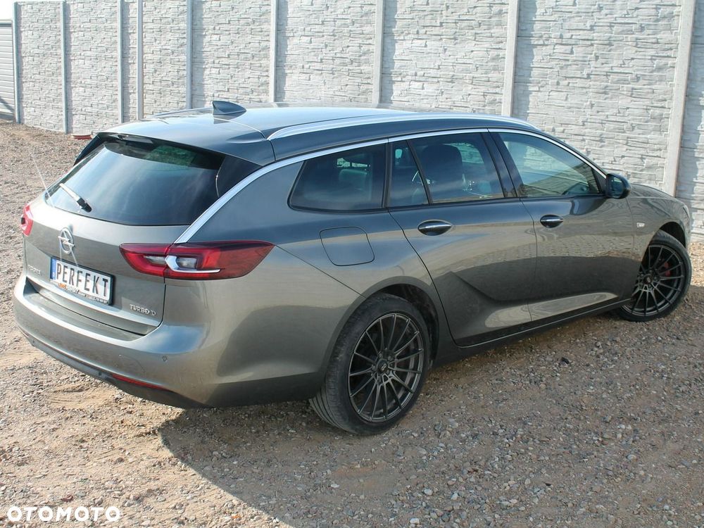 Opel Insignia - 15