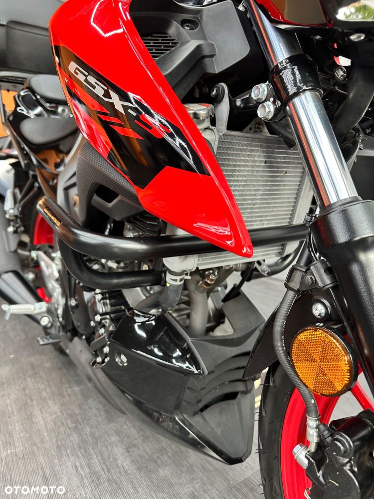 Suzuki GSX - 10