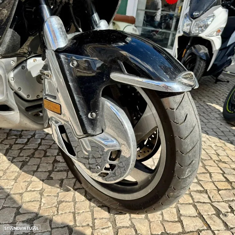 Honda Goldwing 1800 - 5