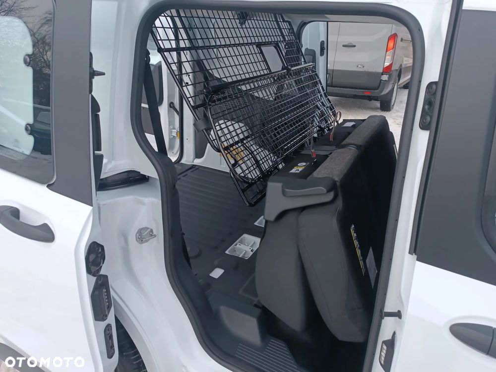 Ford Transit Courier Trend - 27