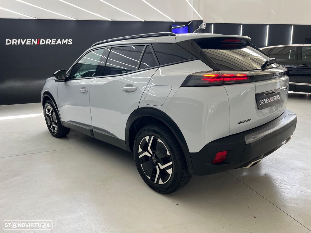 Peugeot 2008 1.2 PureTech Allure Pack EAT8 - 44