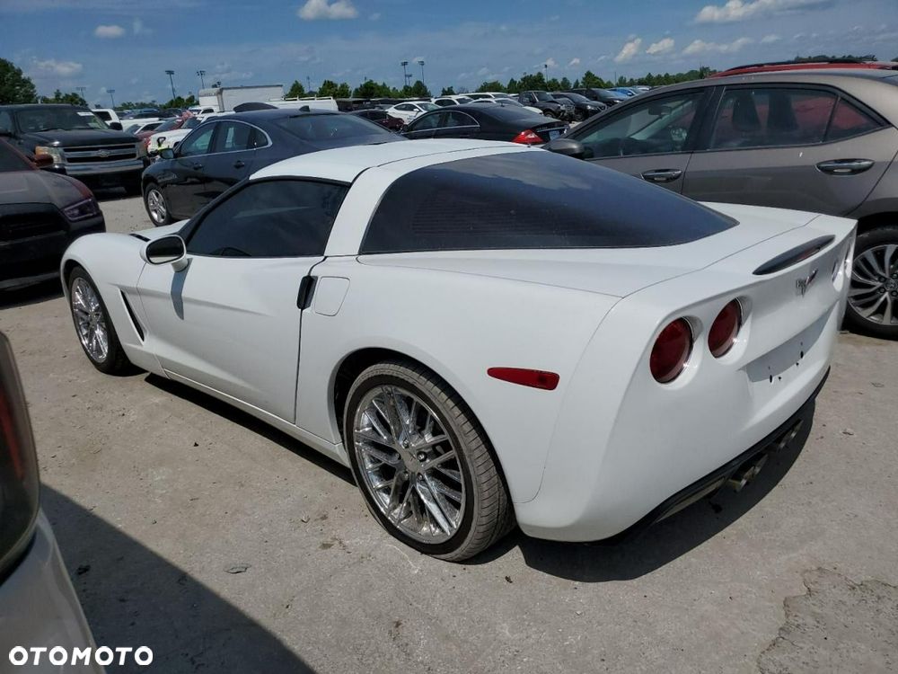 Chevrolet Corvette - 1